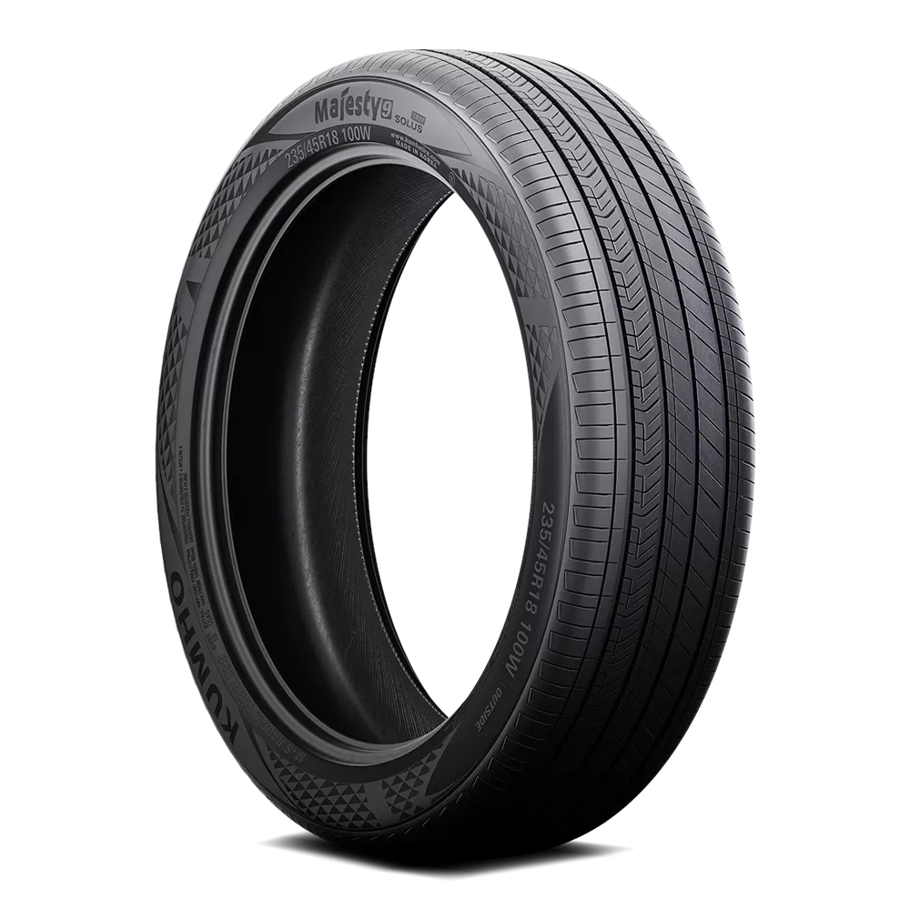 Kumho Majesty 9 Solus TA91 Tires 235/45R18