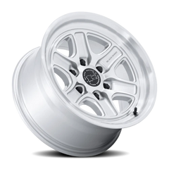 Black Rhino Echo BR032SD 18x9 +12 6x139.7mm 106.1mm Gloss Silver Machined Face