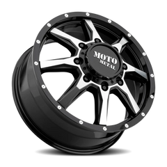 Moto Metal MO995 Dually GBM 17x6.5 +111 8x210mm 154.3mm Gloss Black Machined