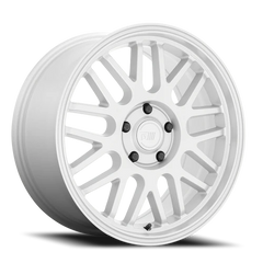 Motegi MR144 M9 SL 18x8.5 +42 5x114.3mm 72.6mm Hyper Silver
