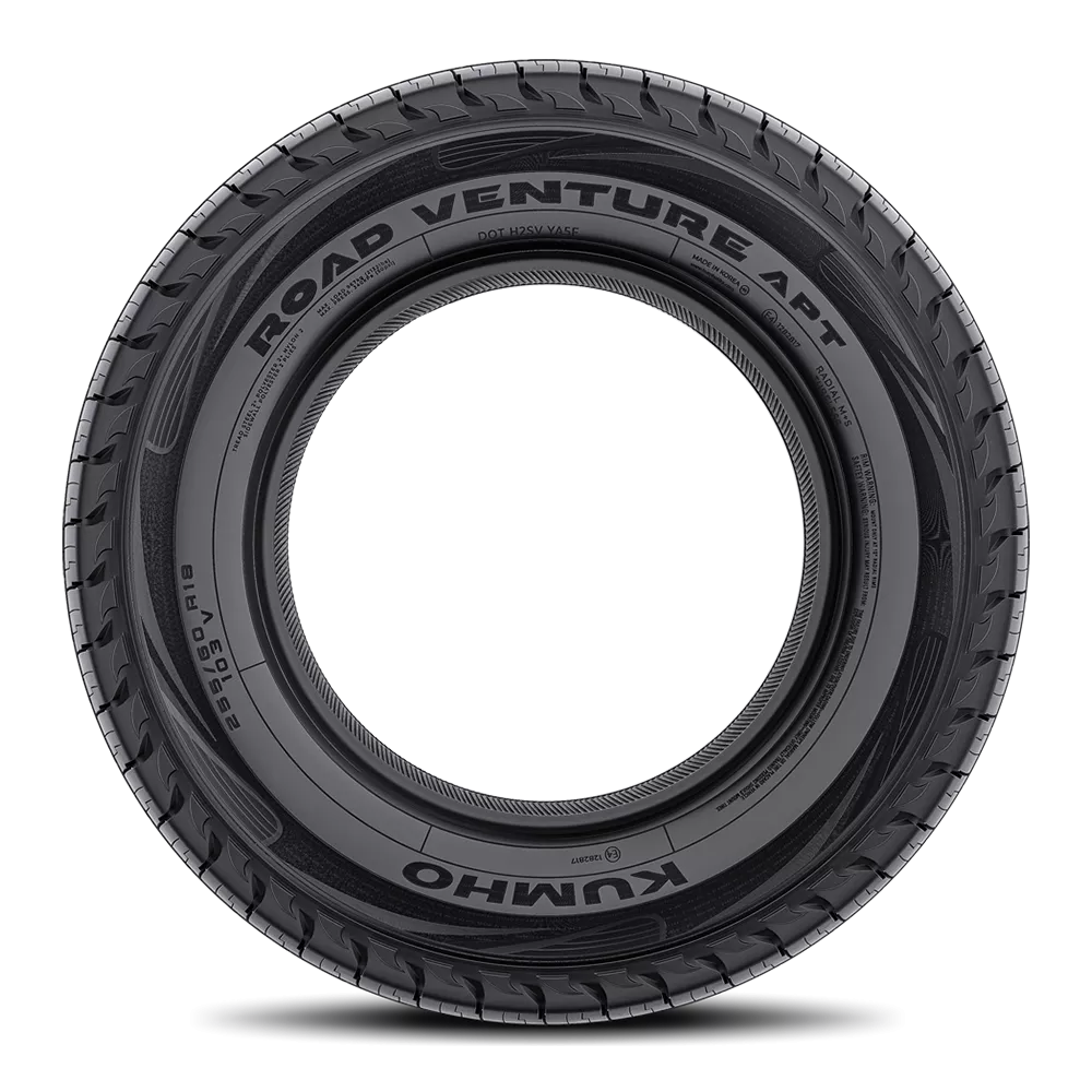 Kumho Road Venture APT KL51 Tires P215/75R16