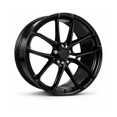 21" Staggered Wheel and Pirelli TIre Package Ready To Ship - Built for the Porsche Macan