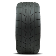 Nitto NT555R Tires P305/40R18